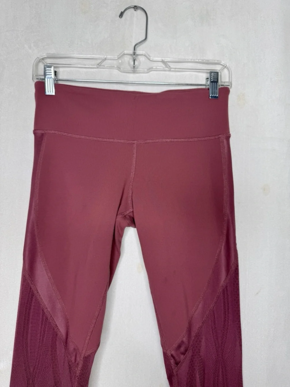 ALO / Vitality mesh panel full length athletic leggings in Grenache pink / S